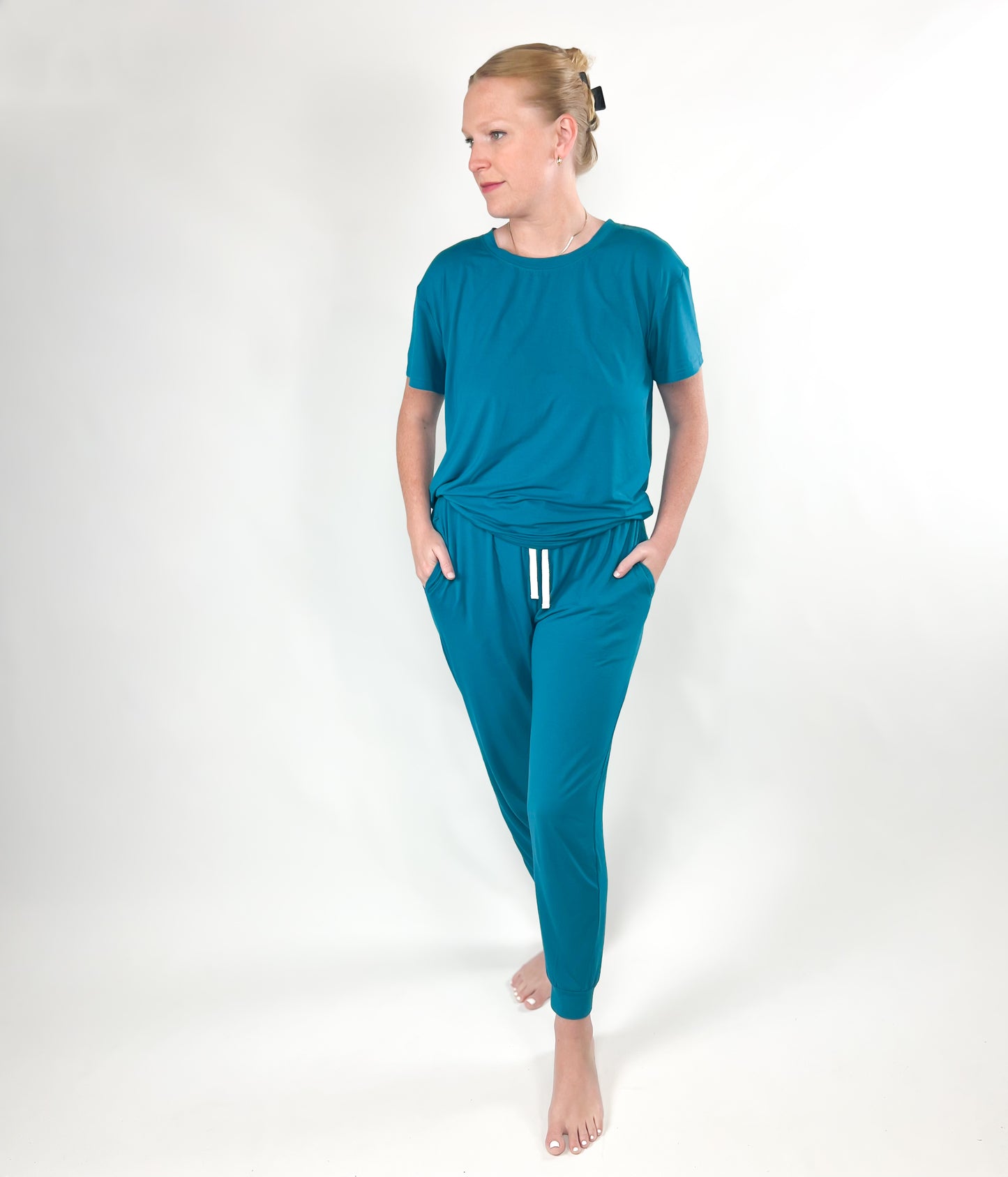 Women's Adult Bamboo Short Sleeve Tshirt & Jogger Pants - Neptune